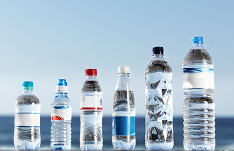 瓶装水包装设计和品牌形象